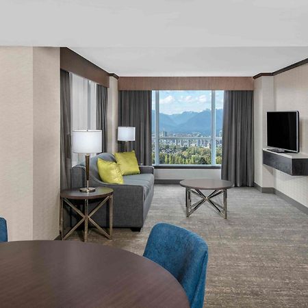 Hilton Vancouver Metrotown Burnaby Eksteriør bilde