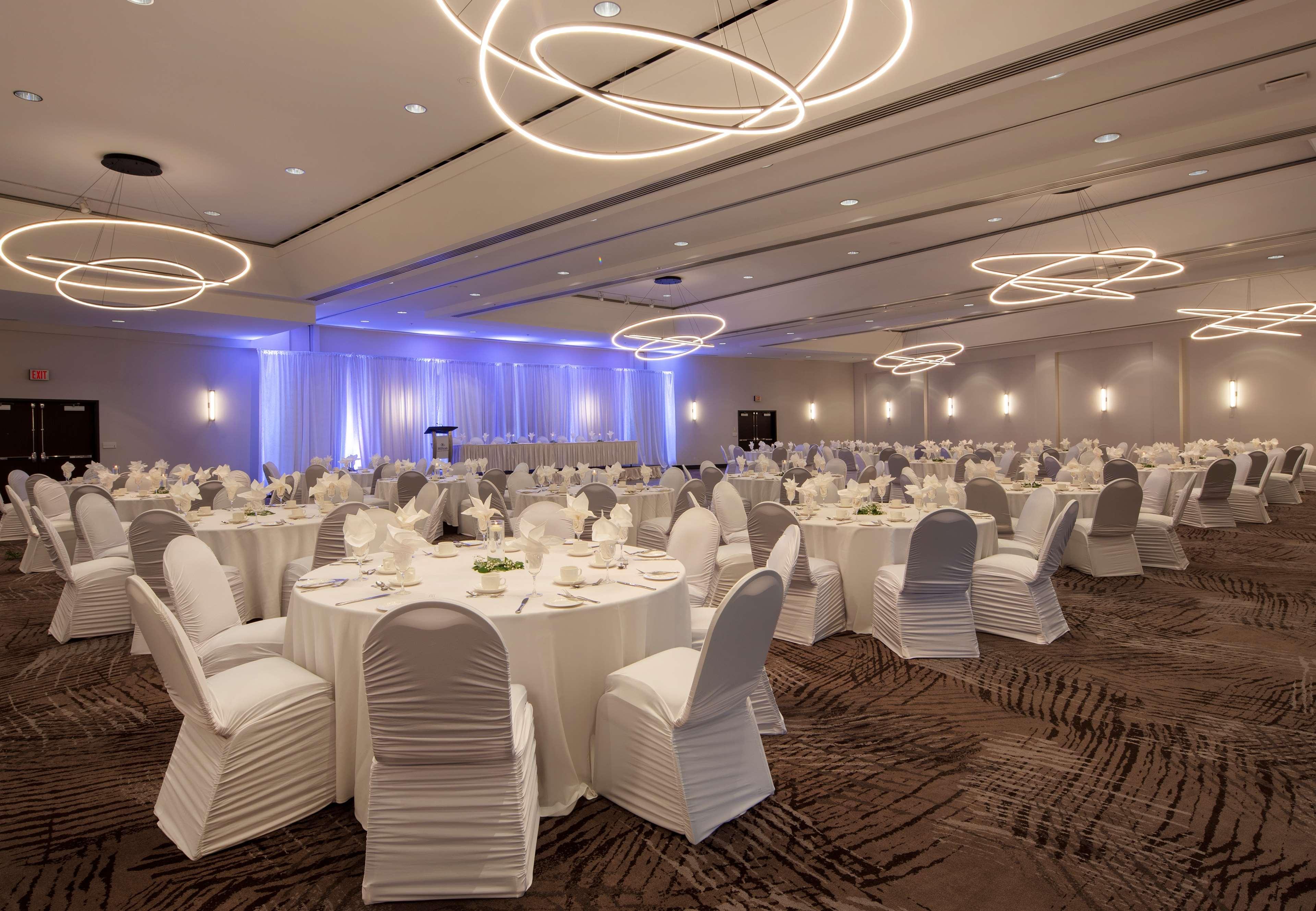 Hilton Vancouver Metrotown Burnaby Eksteriør bilde