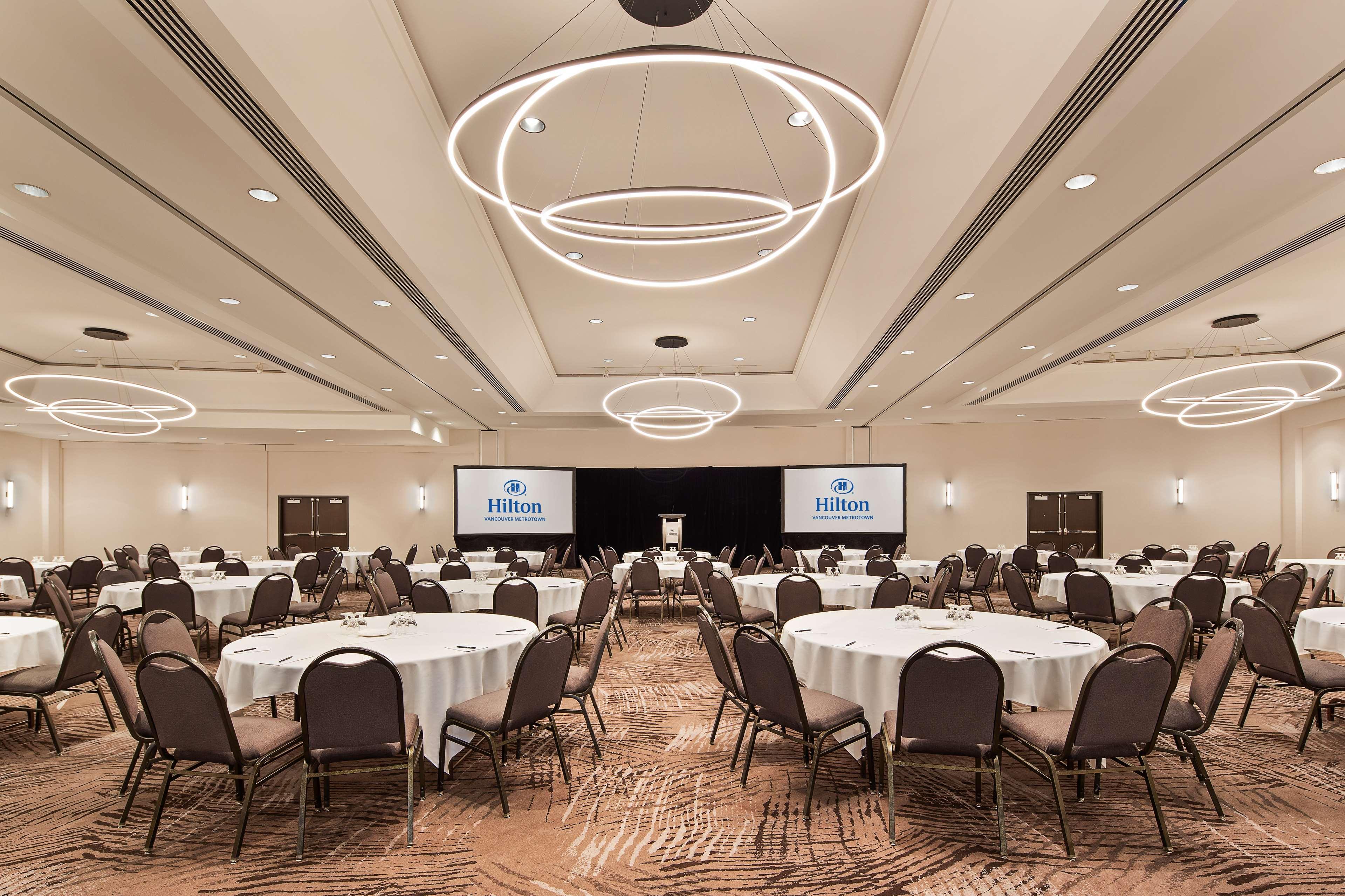 Hilton Vancouver Metrotown Burnaby Eksteriør bilde