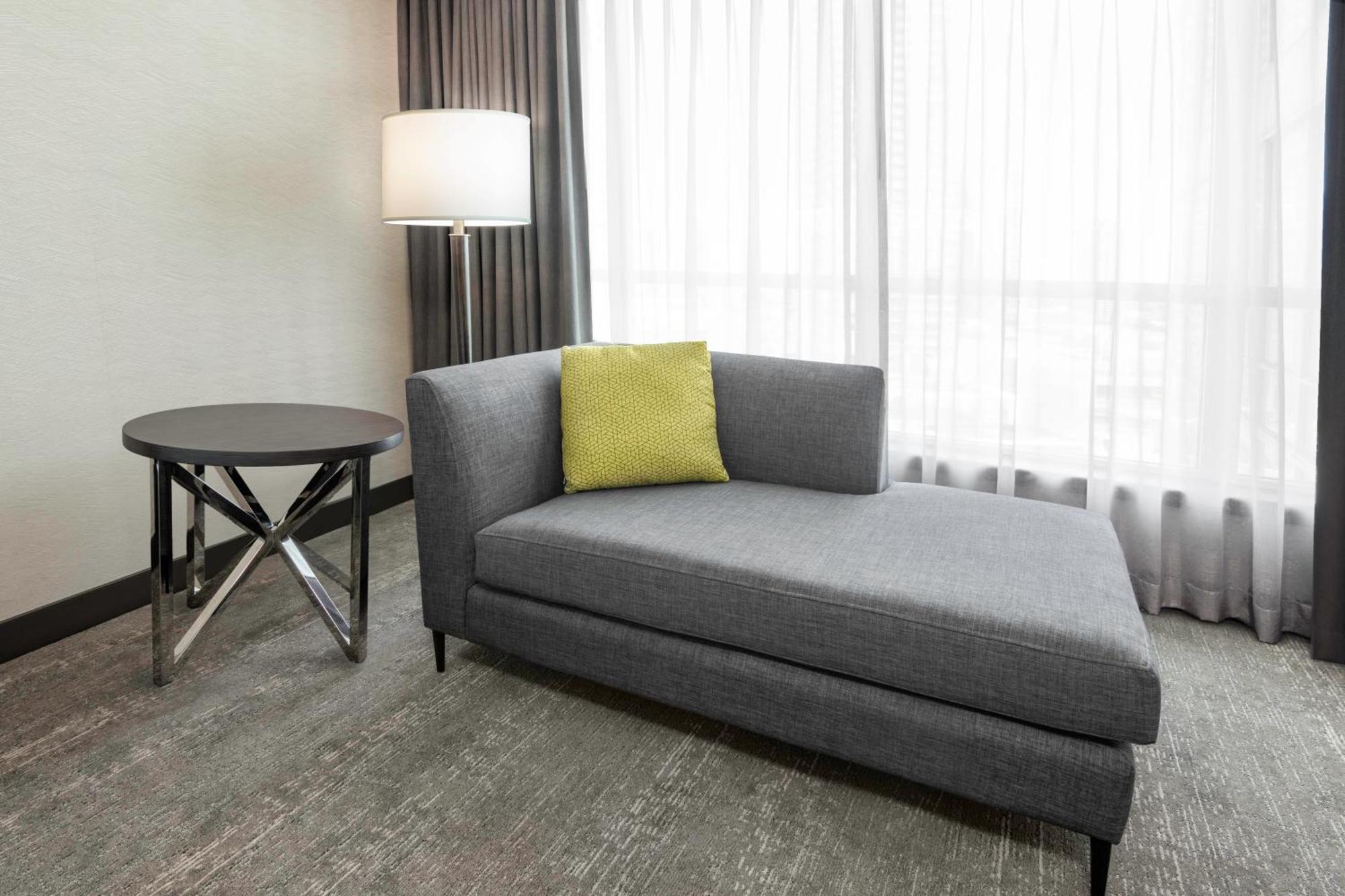 Hilton Vancouver Metrotown Burnaby Eksteriør bilde