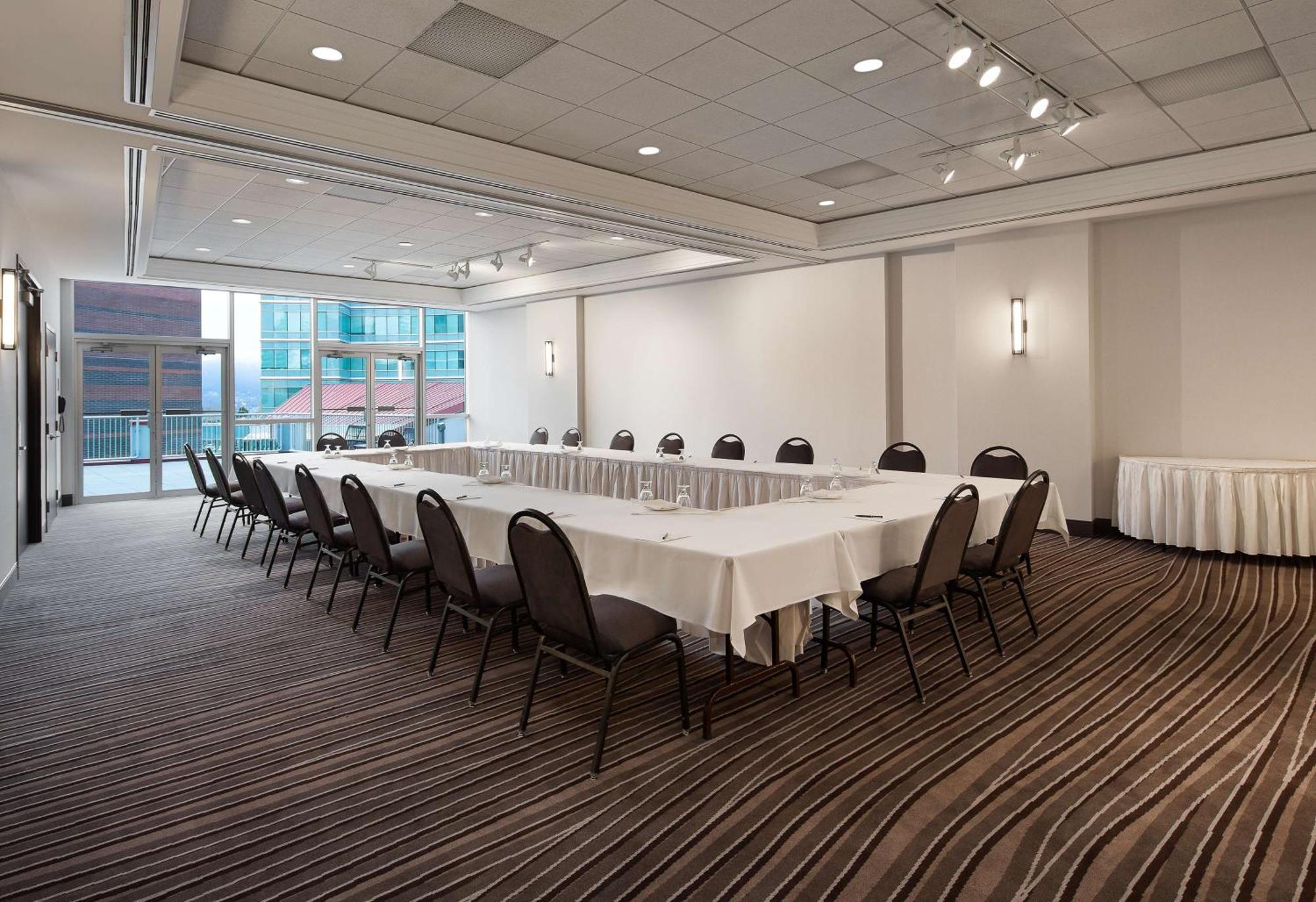 Hilton Vancouver Metrotown Burnaby Eksteriør bilde